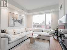 415 - 23 GLEBE ROAD W Toronto