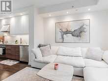 415 - 23 GLEBE ROAD W Toronto