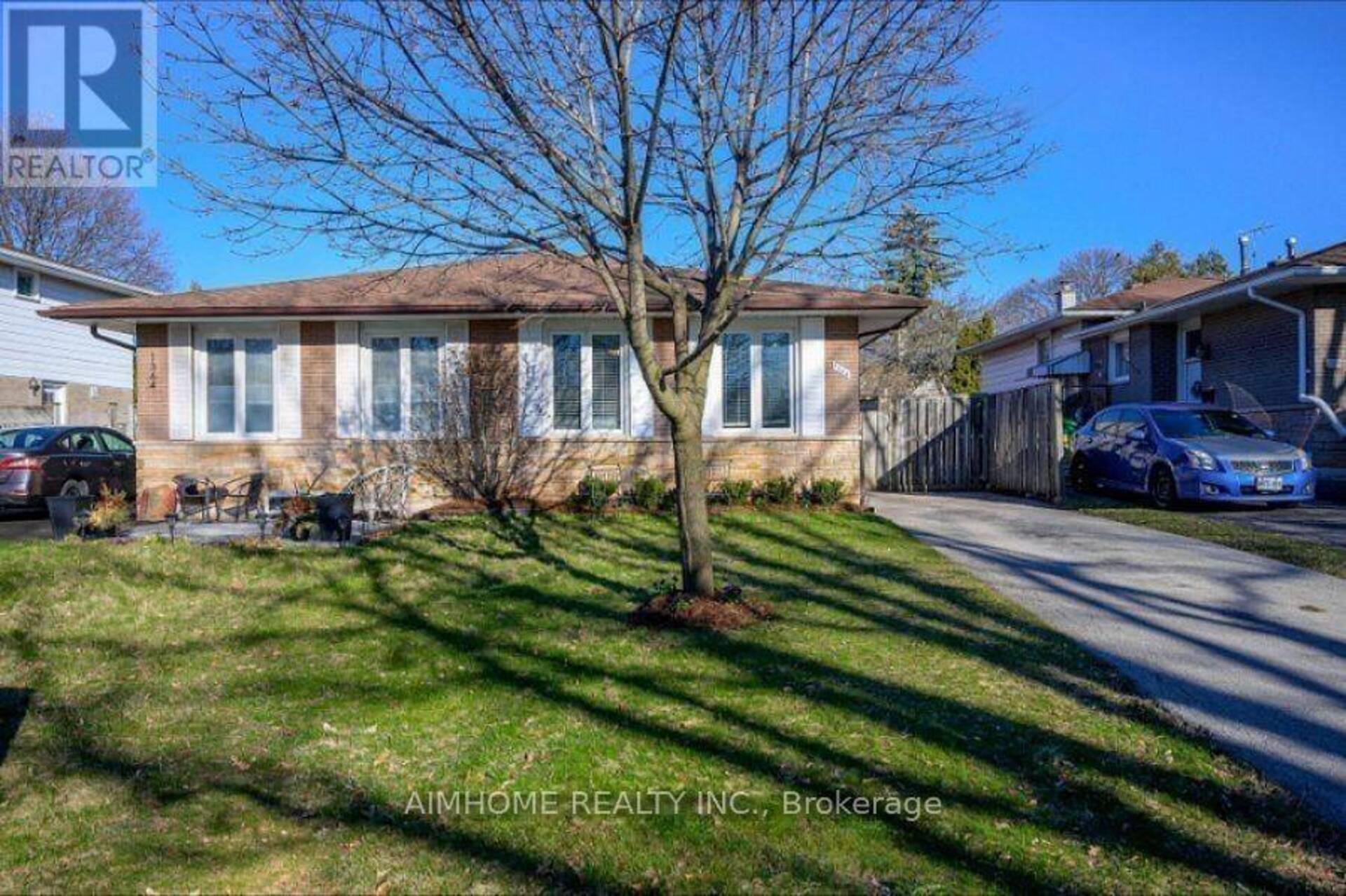 BSMT - 1366 ROYLEN ROAD Oakville