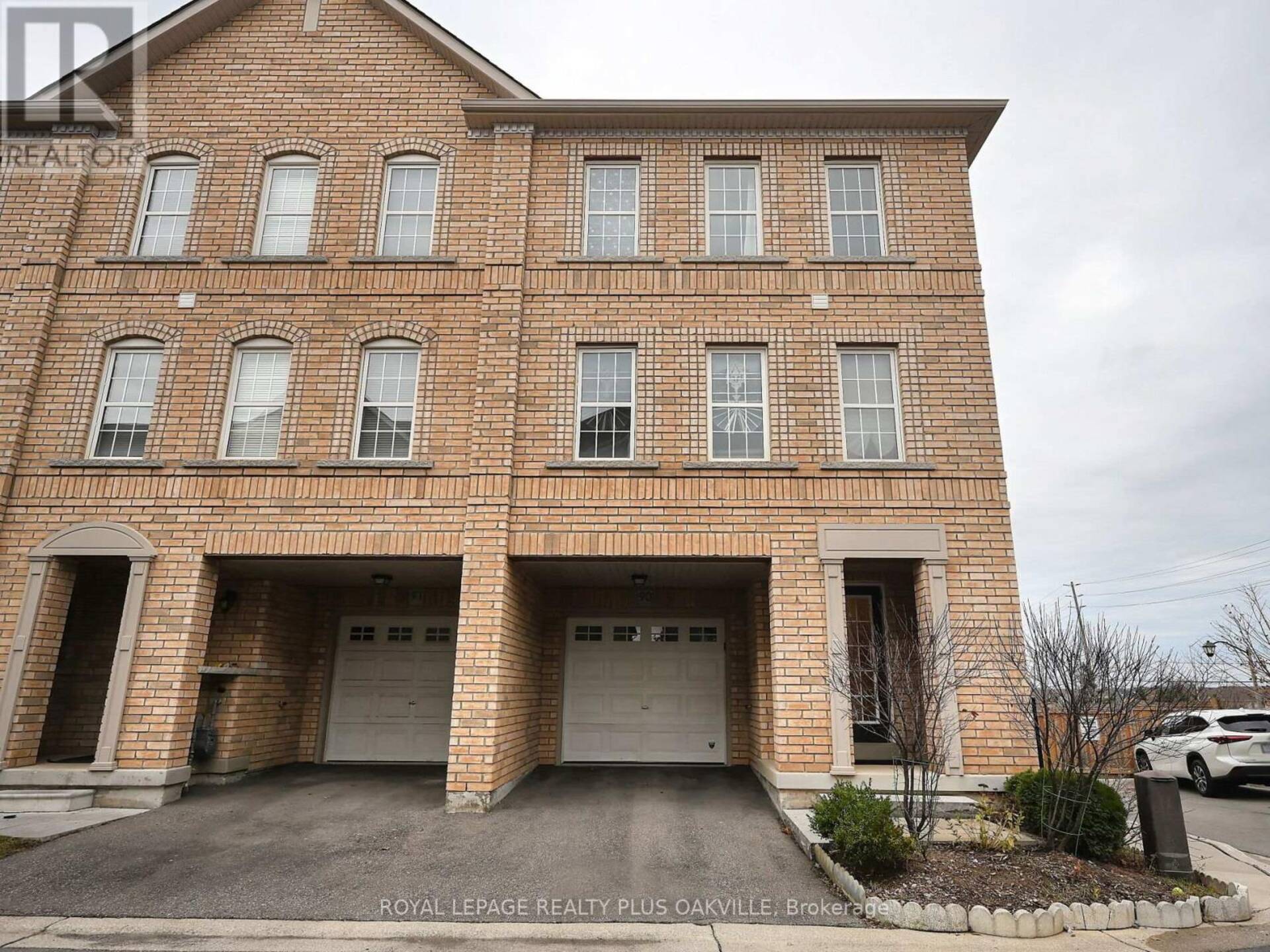 90 - 2280 BARONWOOD DRIVE Oakville