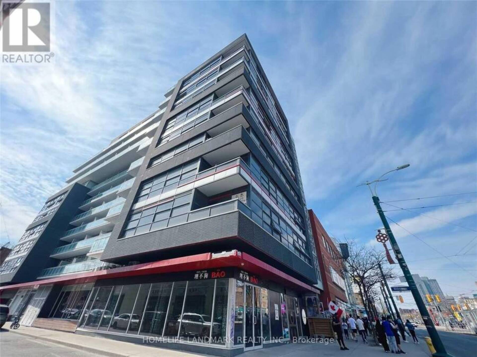 312 - 10 WILLISON SQUARE Toronto