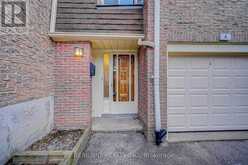 8 RUSTY CREST WAY Toronto