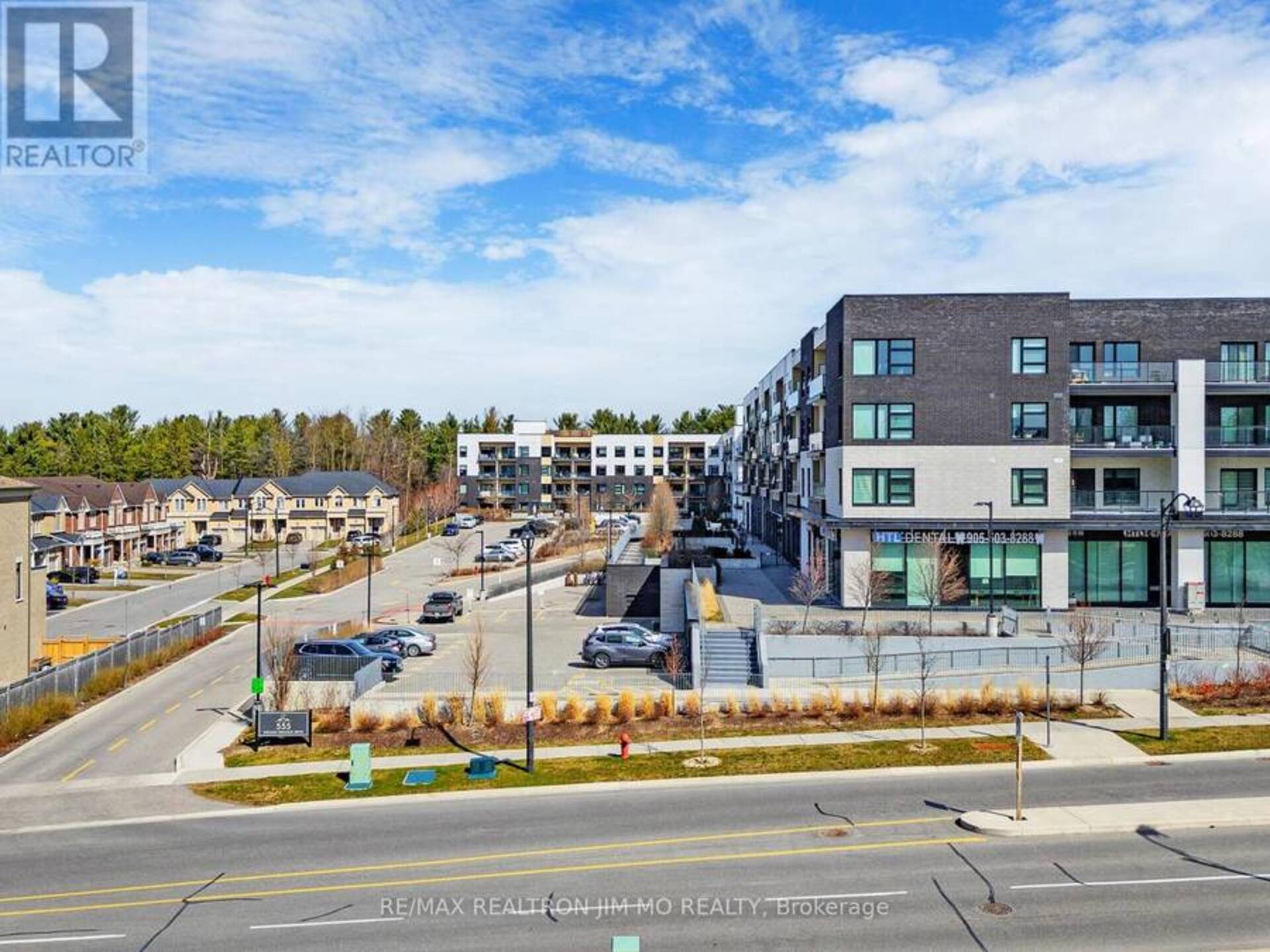 416 - 555 WILLIAM GRAHAM DRIVE Aurora