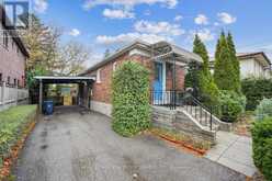 4 MURRAY AVENUE Toronto