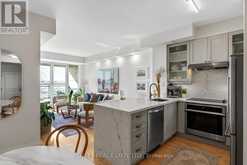 312 - 25 SCRIVENER SQUARE Toronto