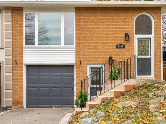 1561 NEWLANDS CRESCENT Burlington Ontario