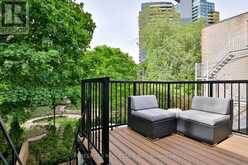 RM 1 - 76 SCOLLARD STREET Toronto