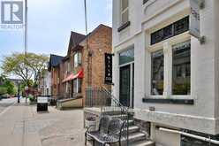 RM 1 - 76 SCOLLARD STREET Toronto