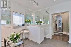 RM 1 - 76 SCOLLARD STREET Toronto