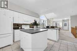 8 - 81 VALRIDGE DRIVE Hamilton