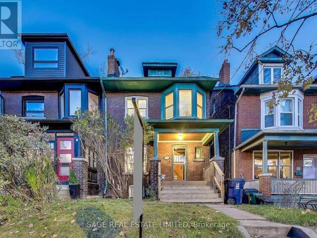 33 HAMPTON AVENUE Toronto Ontario