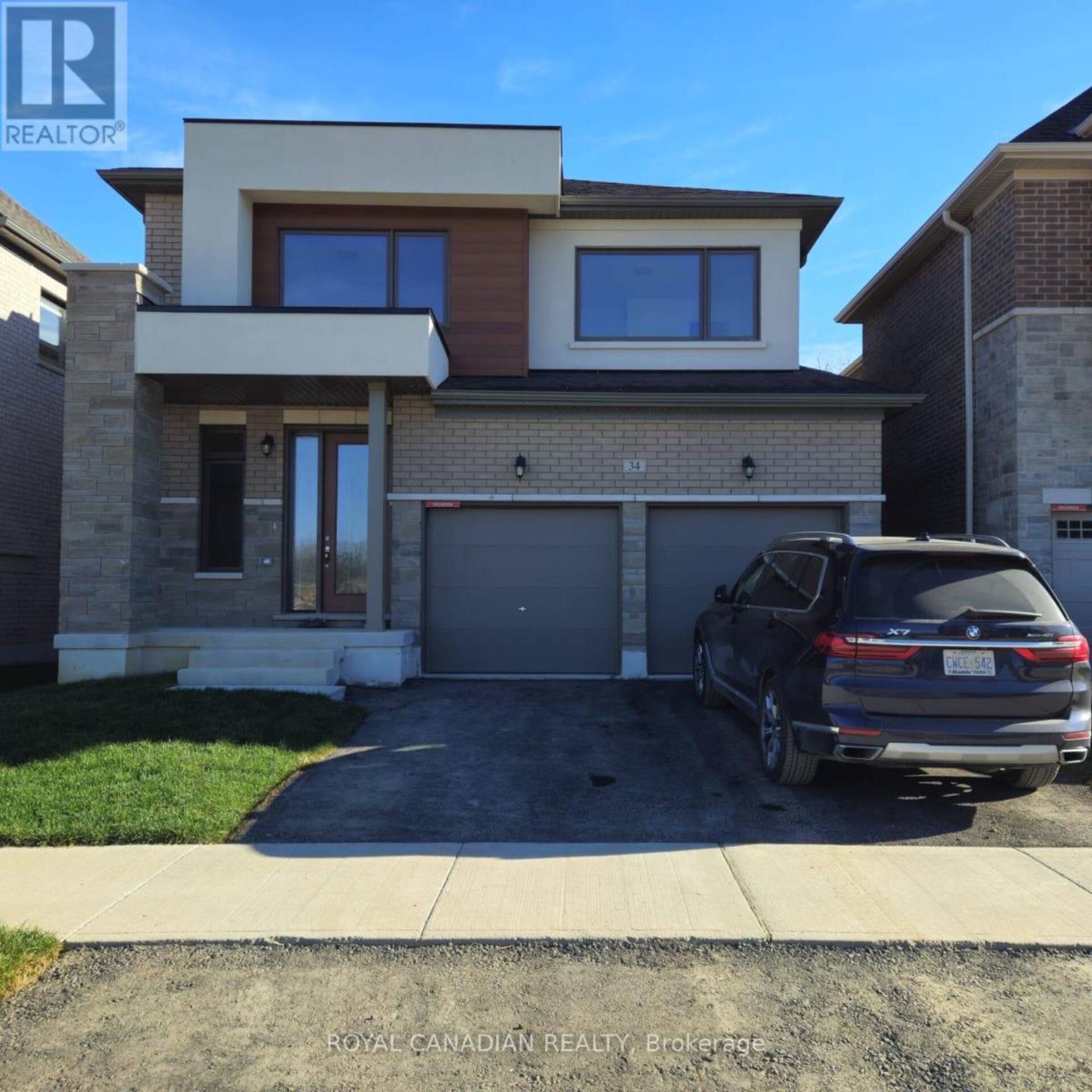 34 DORE DRIVE E Brantford