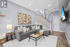 334 - 7 BELLCASTLE GATE Whitchurch-Stouffville