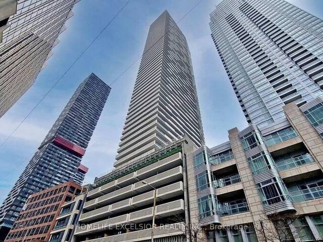 2306 - 2221 YONGE STREET Toronto Ontario