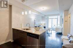 601 - 66 FOREST MANOR ROAD W Toronto