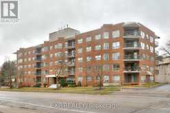 101 - 300 KEATS WAY Waterloo