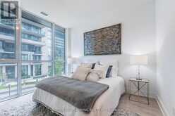 TH104 - 70 ANNIE CRAIG DRIVE Toronto