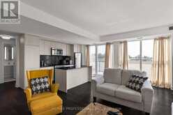 320 - 30 INN ON THE PARK DRIVE Toronto