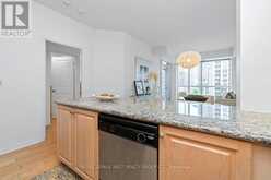 809 - 628 FLEET STREET Toronto