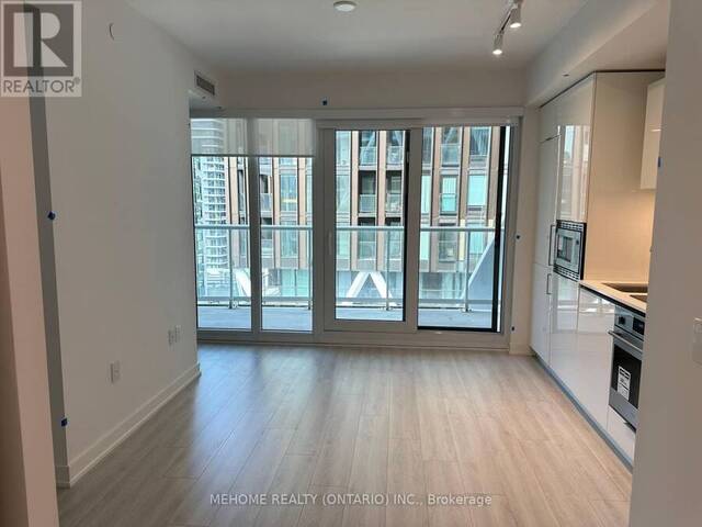 1536 - 230 SIMCOE STREET Toronto Ontario