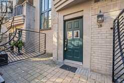 18 - 1 BAXTER STREET Toronto