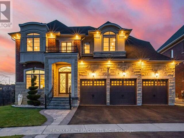 8 HERRINGBONE CRESCENT Brampton Ontario