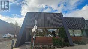 30 - 151 ESNA PARK DRIVE Markham