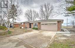 LOWER - 1765 GOLFVIEW DRIVE N LaSalle