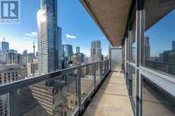 2909 - 21 CARLTON STREET Toronto