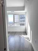 817 - 395 DUNDAS STREET W Oakville