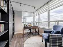 813 - 7 TOWNSGATE DRIVE Vaughan