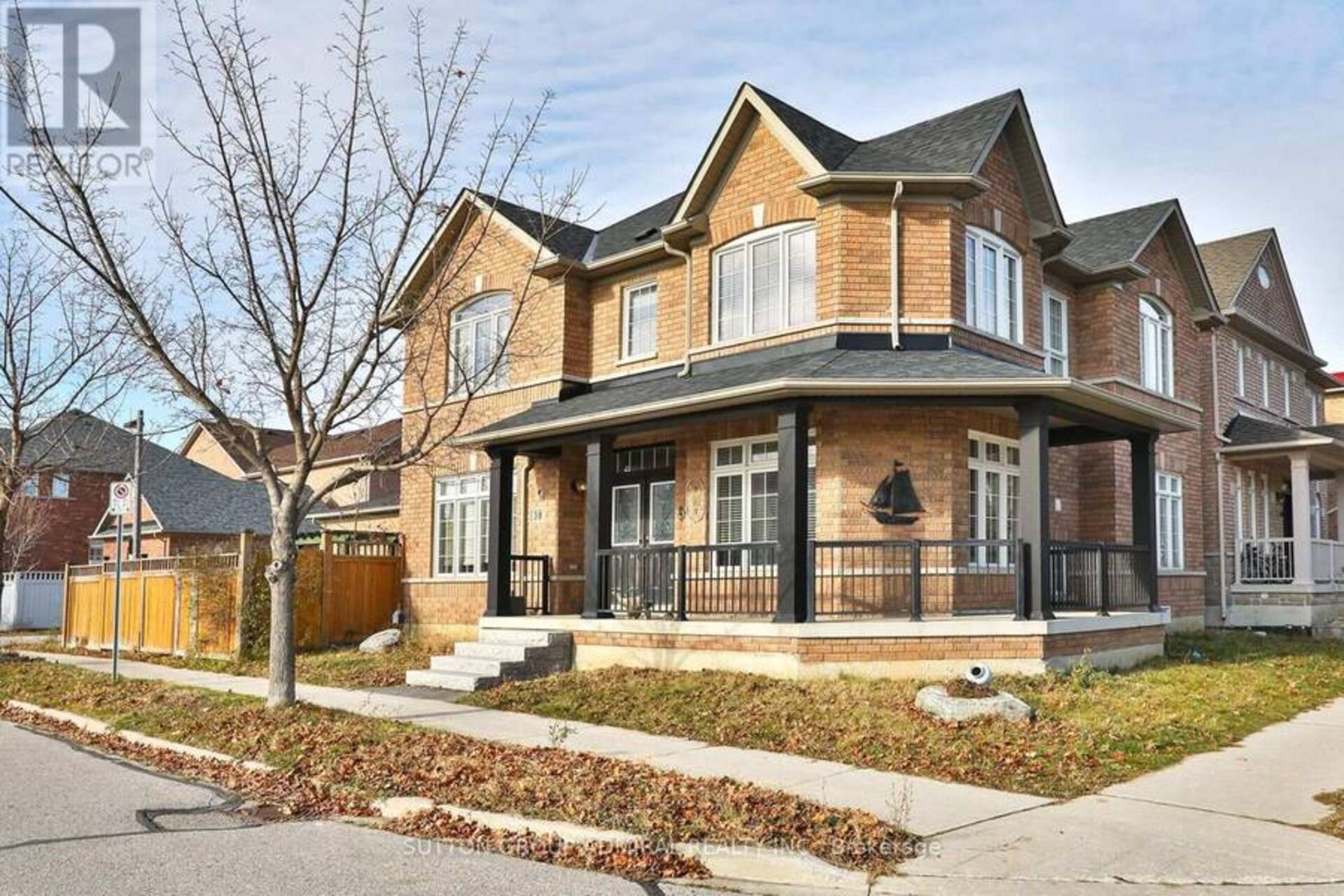 38 SHADY OAKS AVENUE Markham