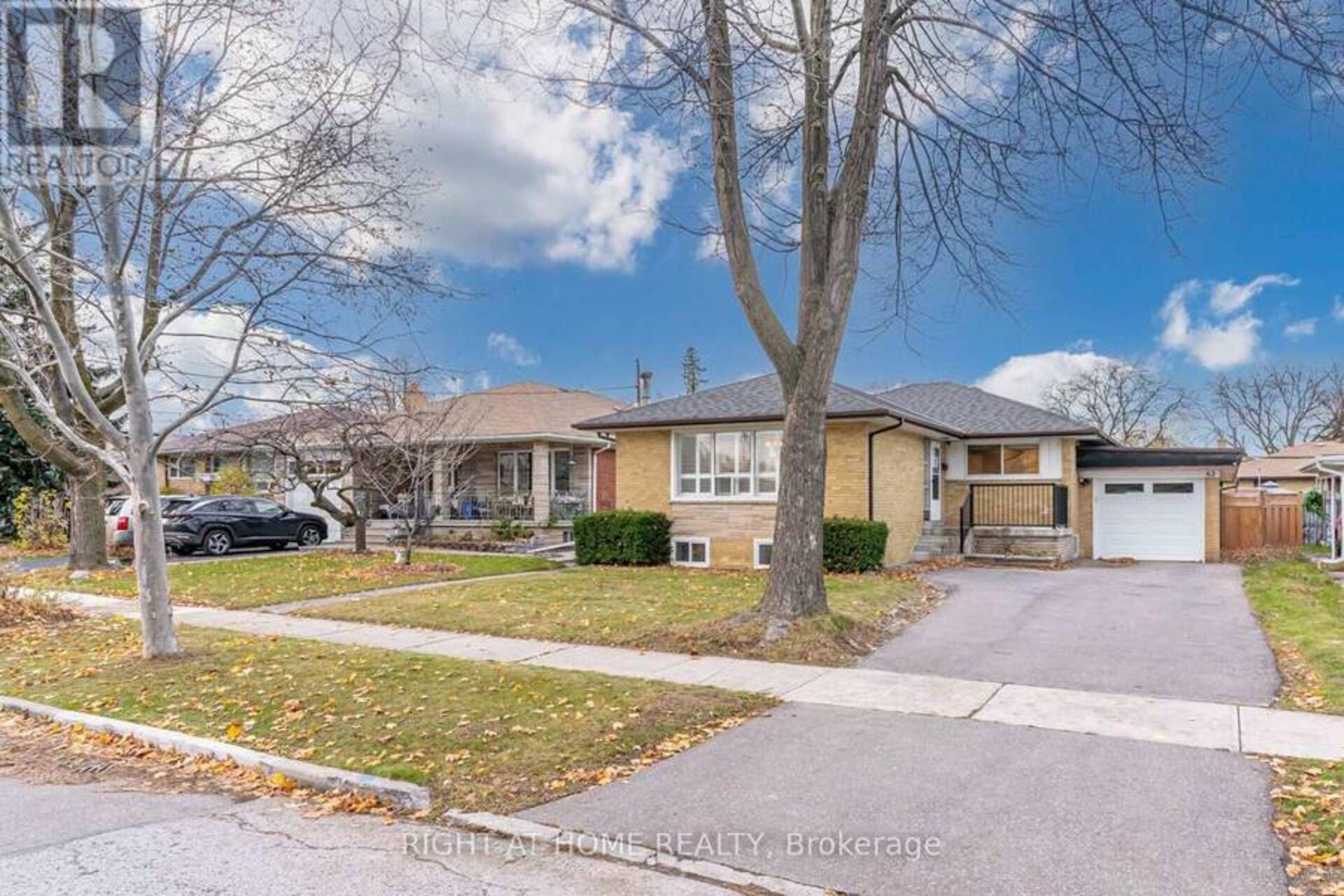 62 LUDSTONE DRIVE Toronto