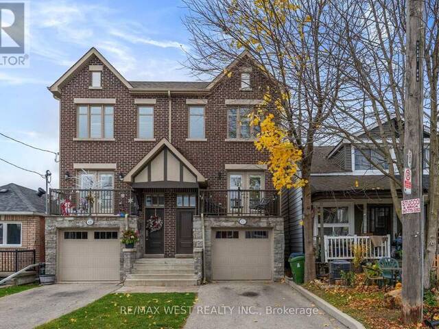 42 A GREENDALE AVENUE Toronto Ontario