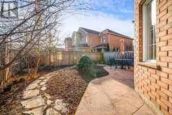 17 NAUGHTON DRIVE Richmond Hill