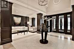 906 - 20 SCRIVENER SQUARE Toronto