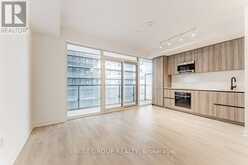 2207S - 127 BROADWAY AVENUE Toronto