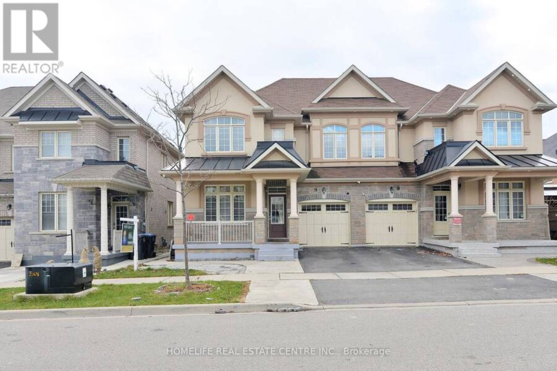 11 VILLADOWNS TRAIL Brampton