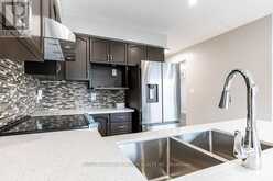 UPPER - 48 WHITE SANDS COURT Kitchener