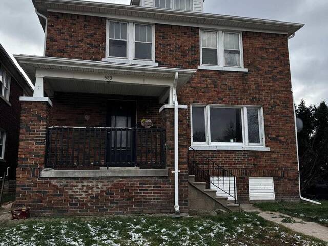 589 GILES BOULEVARD W Windsor Ontario