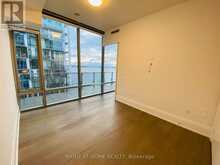 514 - 39 QUEENS QUAY E Toronto