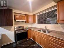 2 - 952 SCARLETT ROAD Toronto