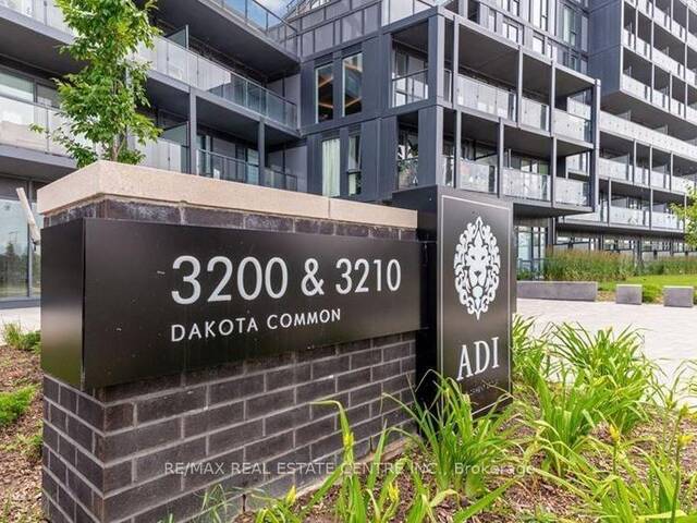 213 - 3200 DAKOTA COMMON Burlington Ontario