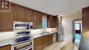 139 HILLHURST BOULEVARD Toronto