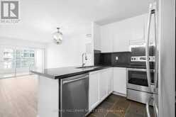 906 - 600 QUEENS QUAY W Toronto