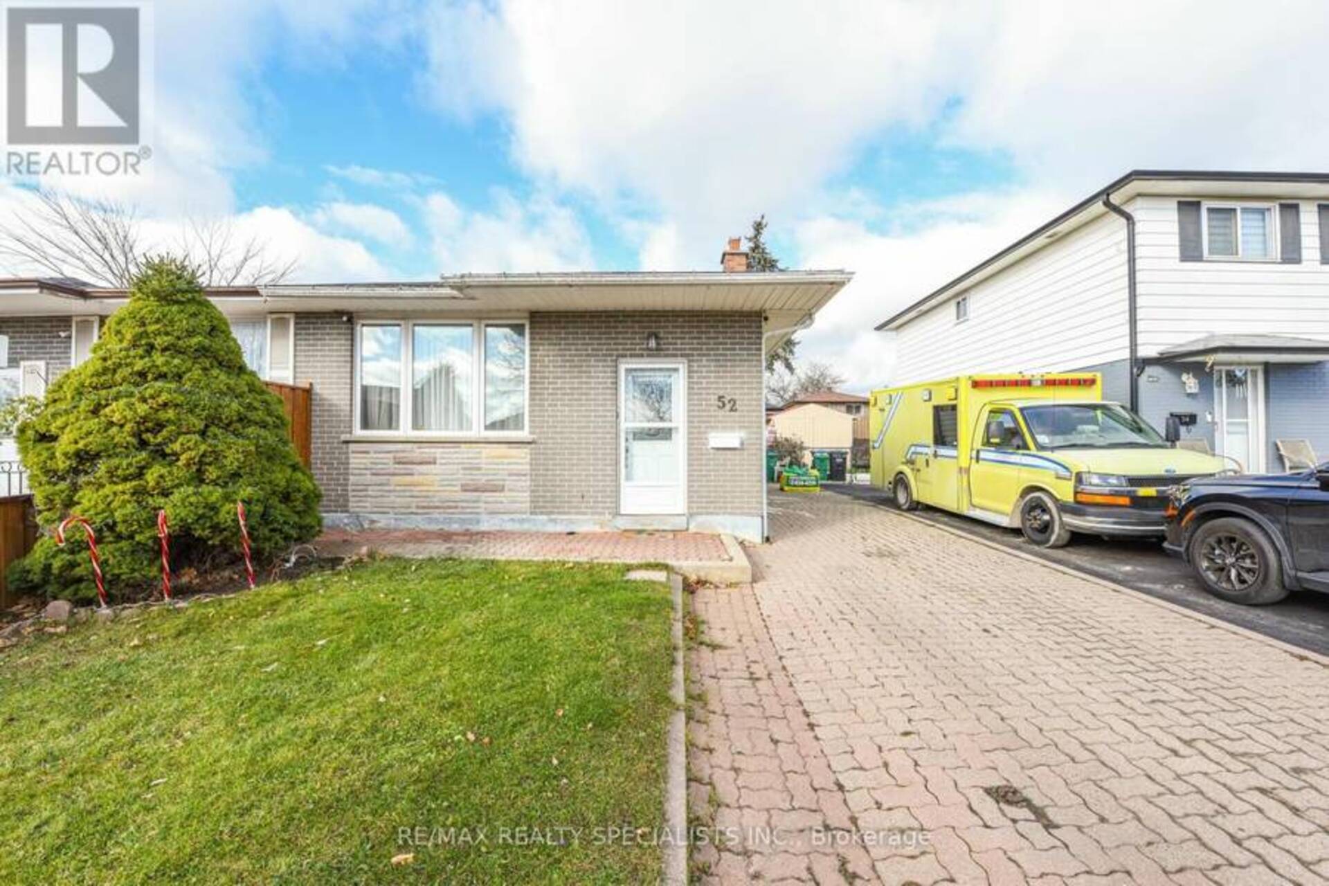 52 CRAWFORD DRIVE Brampton