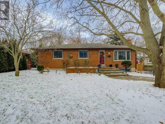 47 RENWICK AVENUE Cambridge Ontario