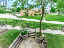 C13 - 108 FINCH AVENUE W Toronto