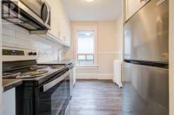 4 - 1074 ST CLAIR AVENUE W Toronto