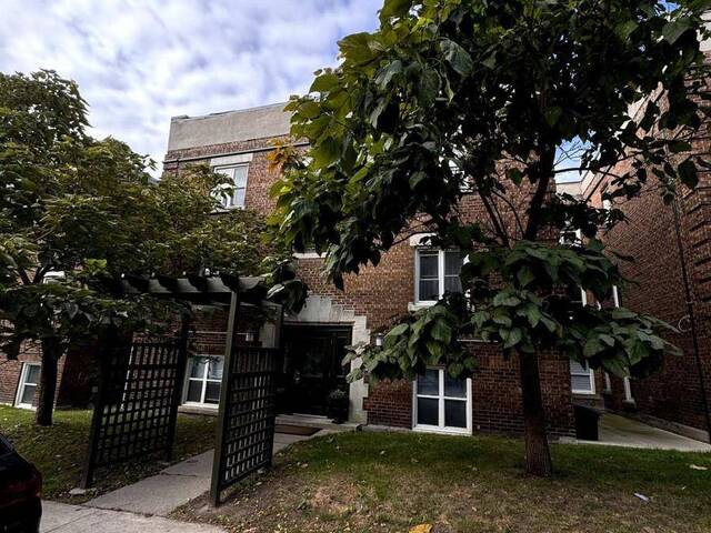 C4 - 98 LEUTY AVENUE Toronto Ontario